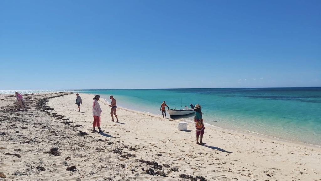 Arrivée sur l'île de Nosy Ve